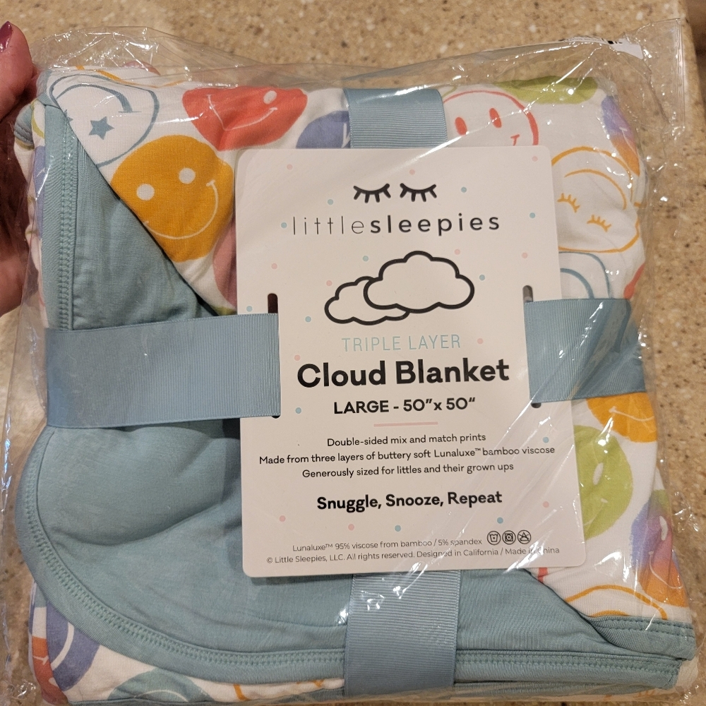 Little Sleepies Positive Vibes Cloud Blanket
